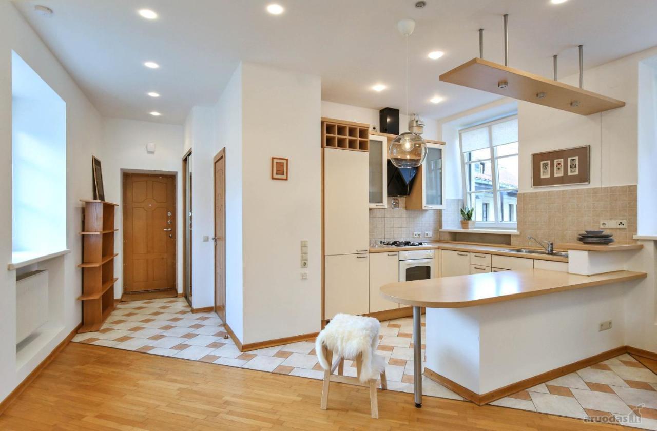 S3 Apartments Heart Of Old Town Vilnius Bagian luar foto