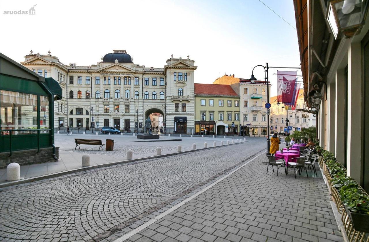 S3 Apartments Heart Of Old Town Vilnius Bagian luar foto